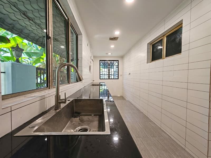 2-storey Terraced House for Sale in Kota Damansara (Selangor) - Cammy N - Kitchen - PropertyGuru.com.my