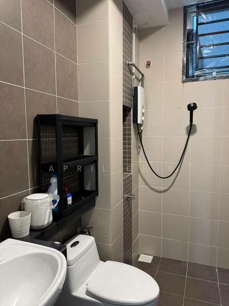 Apartment for Rent at D'Rich Executive Suites - April Chin - Bathroom - PropertyGuru.com.my