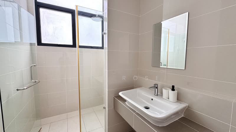 Kondominium untuk Disewa di Waltz Residences - Irma Rose - Bathroom - PropertyGuru.com.my