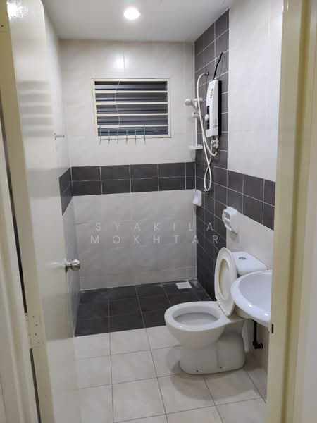 Apartment for Sale at Putra Suria Residence - Syakila Mokhtar - Bathroom - PropertyGuru.com.my