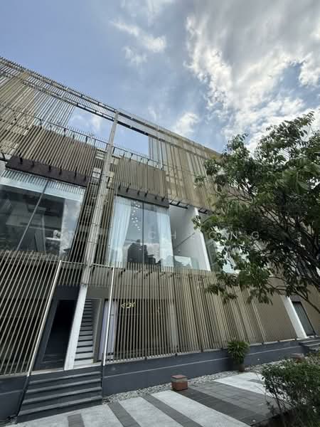 Link Bungalow for Sale in Taman Sri Hartamas (Sri Hartamas) - Kyce Cheong - Exterior - PropertyGuru.com.my