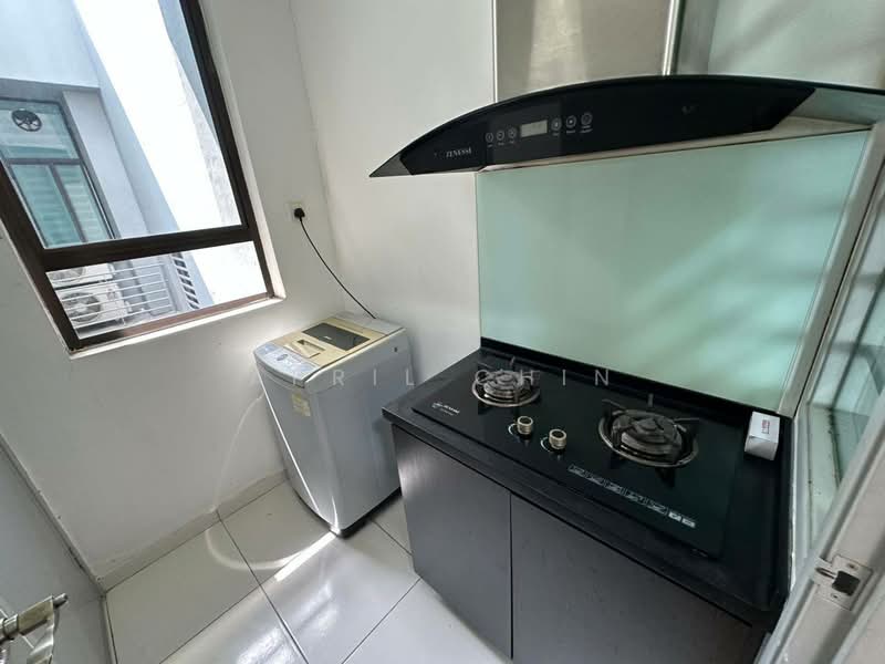 Servis Apartment untuk Disewa di The Sky Executive Suites - April Chin - Kitchen - PropertyGuru.com.my