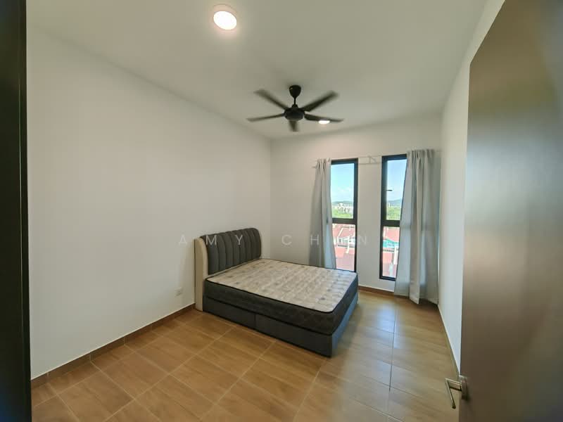 Condominium for Sale at Hillcrest Heights - Amy Chin - Bedroom - PropertyGuru.com.my