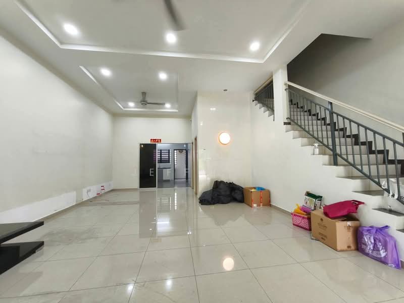 2-storey Terraced House for Rent in Fair Park (Ipoh) - Jeff Tan - Living Room - PropertyGuru.com.my