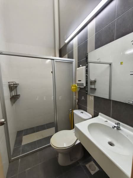 2-storey Terraced House for Rent in Fair Park (Ipoh) - Jeff Tan - Bathroom - PropertyGuru.com.my