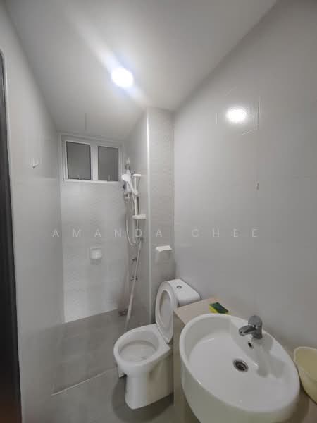 Apartment for Rent at Austin Suites (Permata Austin) - Amanda Chee - Bathroom - PropertyGuru.com.my