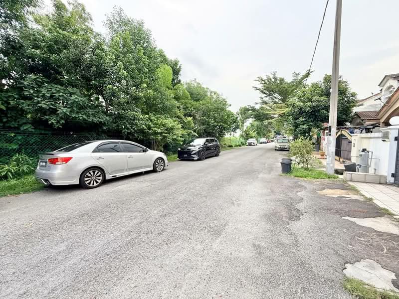 Rumah Teres 2 Tingkat untuk Dijual di Bandar Mahkota Cheras (Cheras) - Hairi Halim - Exterior - PropertyGuru.com.my