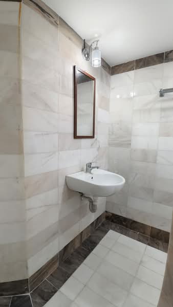 Apartment for Sale at Desa Mar Vista - Daphne Khor - Bathroom - PropertyGuru.com.my