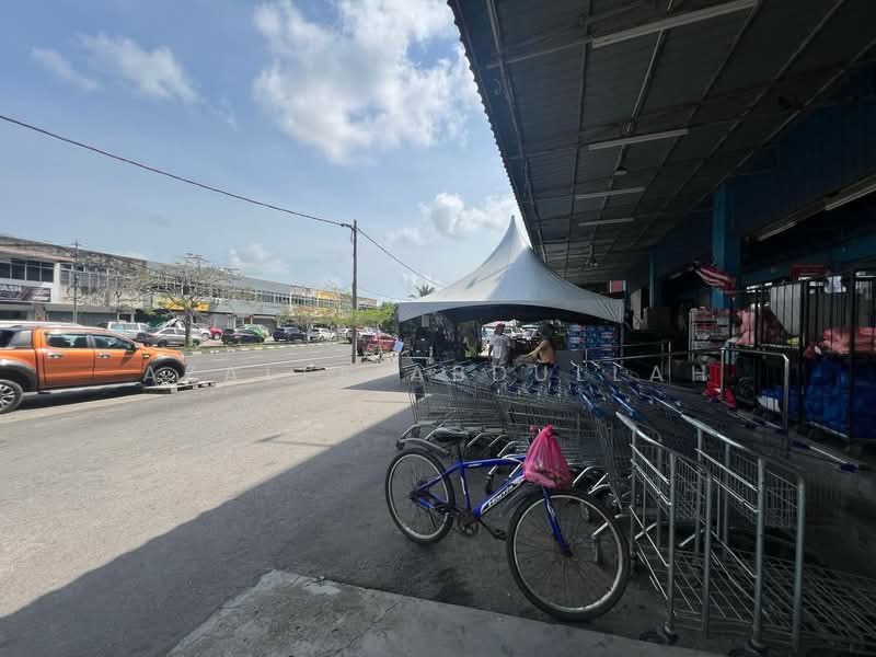 Kedai / Pejabat untuk Dijual di Tanjung Gemuk (Endau) - Azalee Abdullah - Exterior - PropertyGuru.com.my