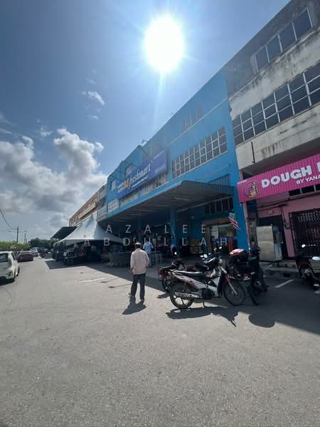 Kedai / Pejabat untuk Dijual di Tanjung Gemuk (Endau) - Azalee Abdullah - Exterior - PropertyGuru.com.my