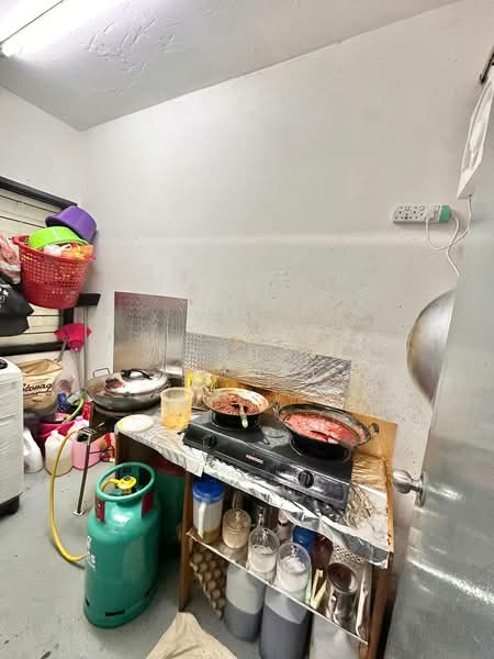 Rumah Flat untuk Dijual di Sri Mutiara - Farhan Rafael - Kitchen - PropertyGuru.com.my