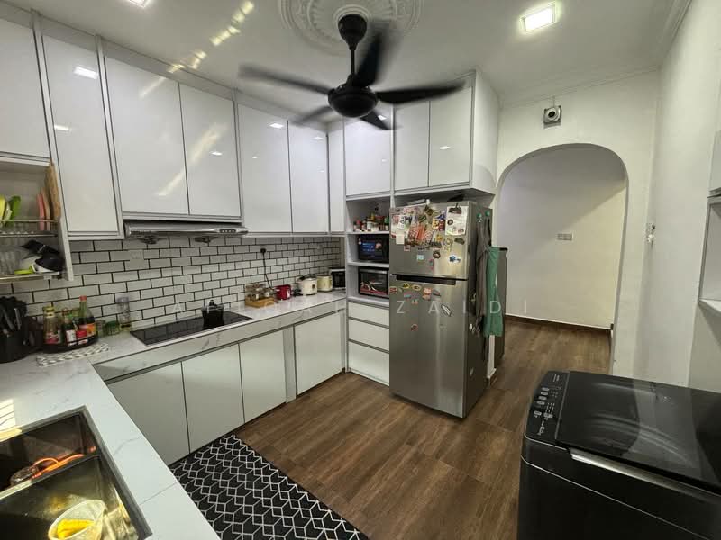 2-storey Terraced House for Sale in Bukit Jelutong (Shah Alam) - Afiqah zaidi - Kitchen - PropertyGuru.com.my