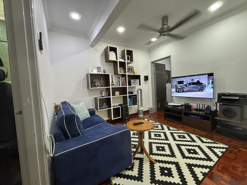 2-storey Terraced House for Sale in Bukit Jelutong (Shah Alam) - Afiqah zaidi - Living Room - PropertyGuru.com.my