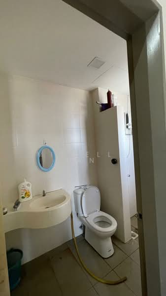 Servis Apartment untuk Disewa di Platinum Lake PV 21 - Michelle Tan - Bathroom - PropertyGuru.com.my