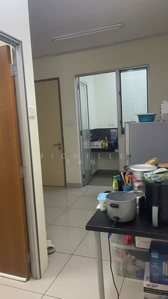 Servis Apartment untuk Disewa di Platinum Lake PV 21 - Michelle Tan - Kitchen - PropertyGuru.com.my