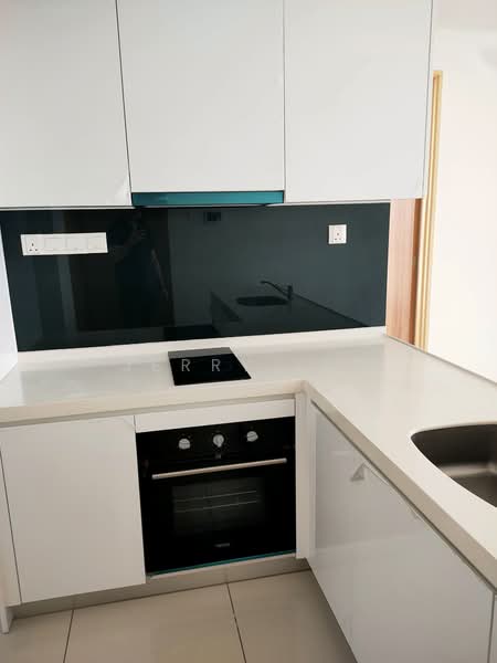 Servis Apartment untuk Dijual di Avara - Jerry Lee - Kitchen - PropertyGuru.com.my