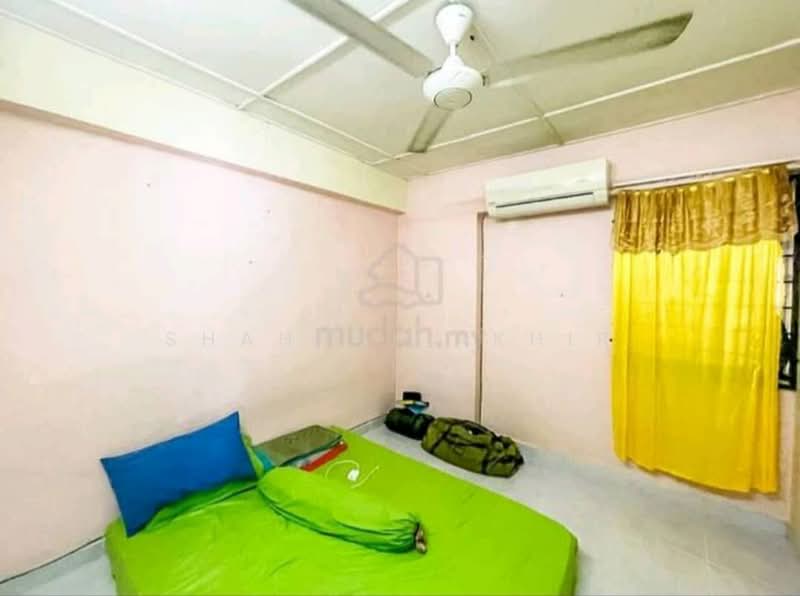 Apartment for Sale at Putra Damai - Shahrul Akhir - Bedroom - PropertyGuru.com.my