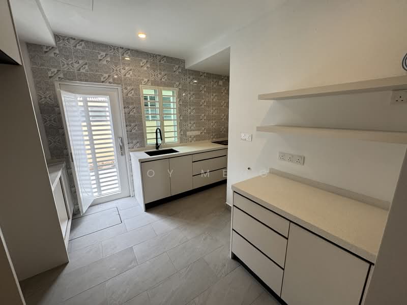 Rumah Teres untuk Dijual di Island Glades (Jelutong) - Hoy Meng - Kitchen - PropertyGuru.com.my