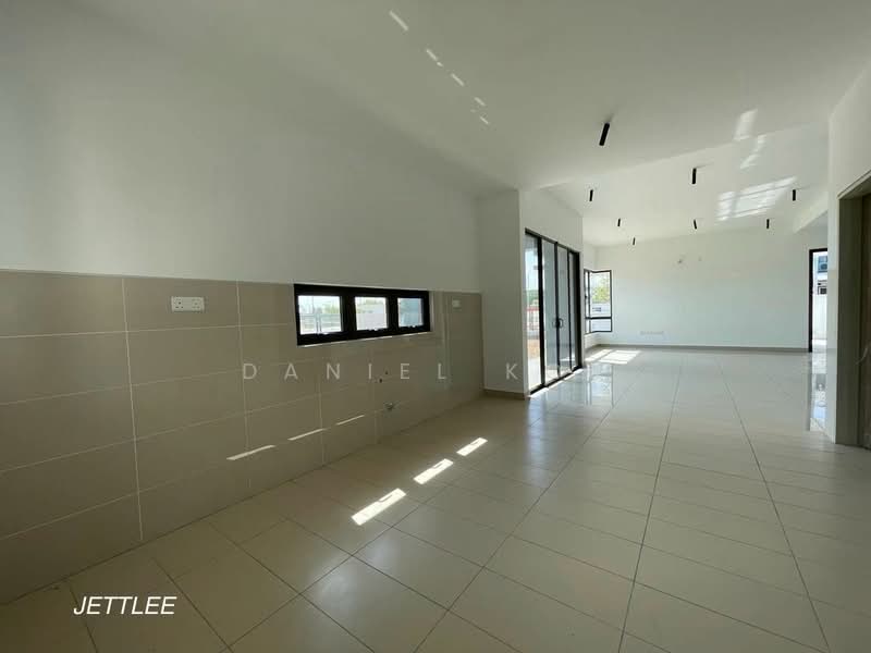 2-storey Terraced House for Sale in Bandar Bukit Raja (Klang) - Daniel Kok - Living Room - PropertyGuru.com.my