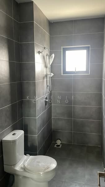 Rumah Teres 3 Tingkat untuk Dijual di Batu 9 (Cheras) - Kweenie Chong - PropertyGuru.com.my