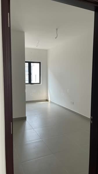 Rumah Teres 3 Tingkat untuk Dijual di Batu 9 (Cheras) - Kweenie Chong - PropertyGuru.com.my