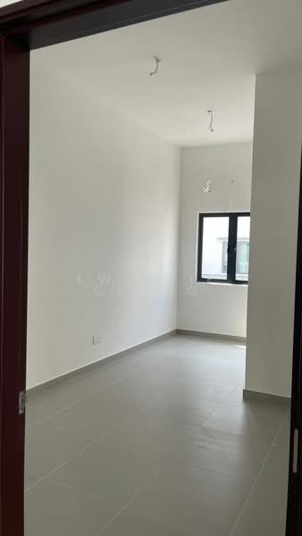 Rumah Teres 3 Tingkat untuk Dijual di Batu 9 (Cheras) - Kweenie Chong - PropertyGuru.com.my