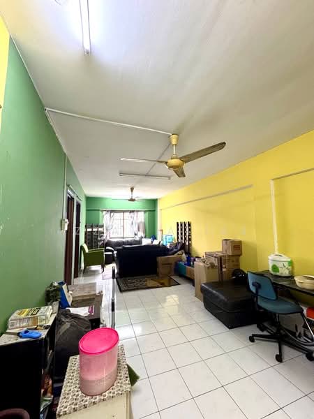 Apartment for Sale at Pangsapuri Lestari - Izzah Alias - PropertyGuru.com.my