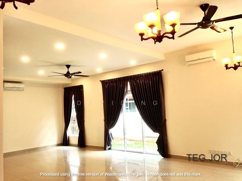 Rumah Berkembar untuk Disewa di Setia Eco Park (Setia Alam) - David Ng - Living Room - PropertyGuru.com.my