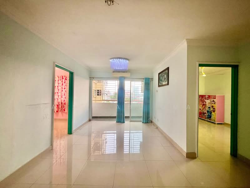 Condominium for Sale at Magna Ville - Faisal Abu Omar - Living Room - PropertyGuru.com.my