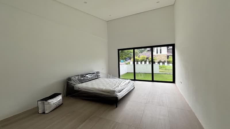 Bungalow for Sale in Country Heights Damansara (Kuala Lumpur) - Irena M - Bedroom - PropertyGuru.com.my