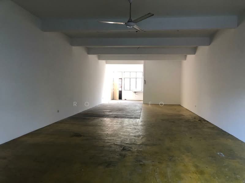 Shop for Rent in Taman Molek (Johor Bahru) - Robin Teo - Interior - PropertyGuru.com.my