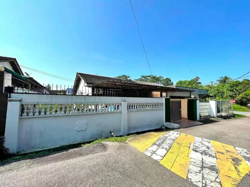 Rumah Berkembar untuk Dijual di Taman Murni (Batu Pahat) - Kay Ng - PropertyGuru.com.my
