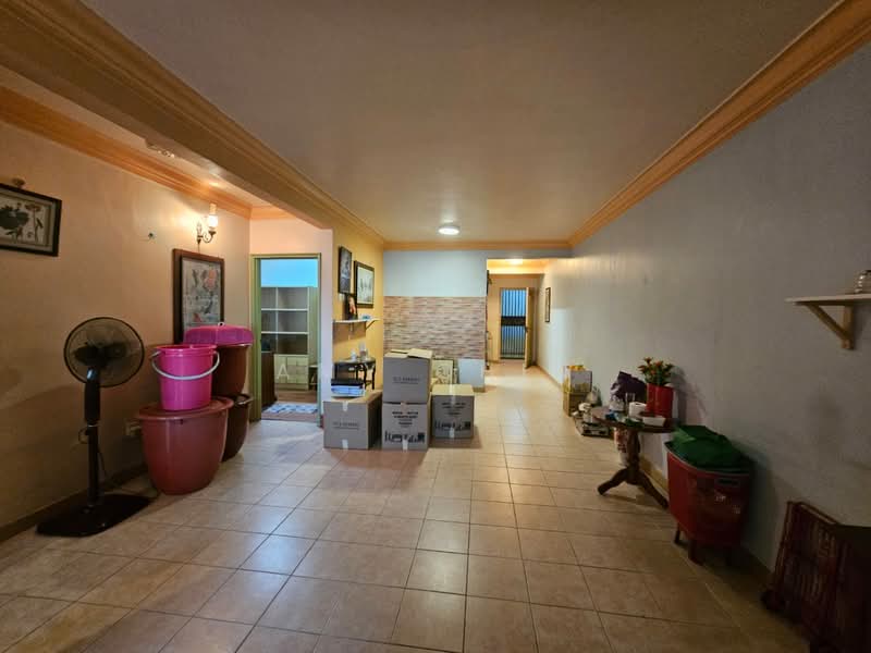 Condominium for Sale at Amadesa Resort Condominium - Amy Chin - Living Room - PropertyGuru.com.my