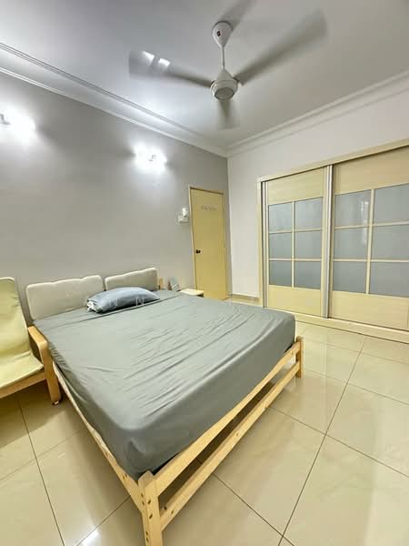 Rumah Flat untuk Dijual di Taman Bukit Segar - Annie Tong - Bedroom - PropertyGuru.com.my