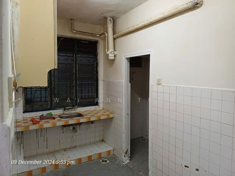 Flat for Sale at Taman Minang - Wai Ann Teng - Kitchen - PropertyGuru.com.my