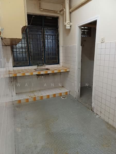 Flat for Sale at Taman Minang - Wai Ann Teng - Kitchen - PropertyGuru.com.my