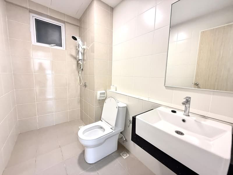 Kondominium untuk Disewa di Havana Beach Residences - Andy Lee - Bathroom - PropertyGuru.com.my