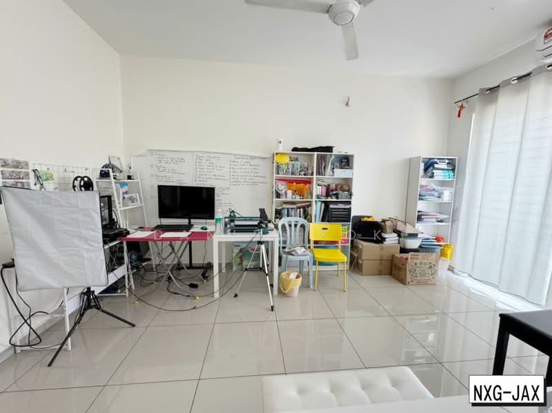 3-storey Terraced House for Sale in Bandar Botanic (Klang) - Daniel Kok - Study - PropertyGuru.com.my