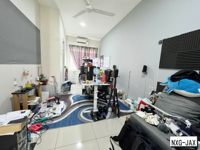 3-storey Terraced House for Sale in Bandar Botanic (Klang) - Daniel Kok - Study - PropertyGuru.com.my