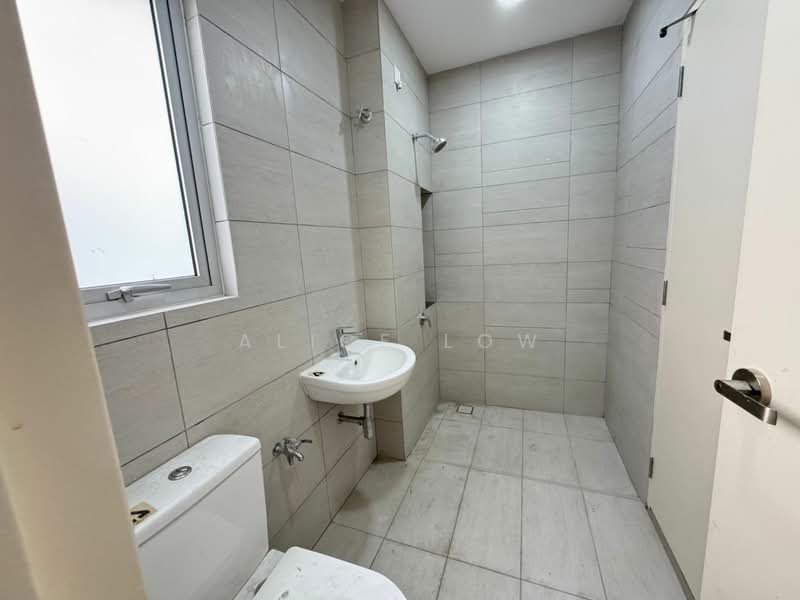 2-storey Terraced House for Rent in Rawang (Selangor) - Alice Low - Bathroom - PropertyGuru.com.my