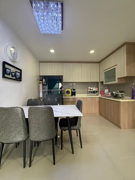 Service Residence for Sale at The Garden Residences - Evie Song - Kitchen - PropertyGuru.com.my