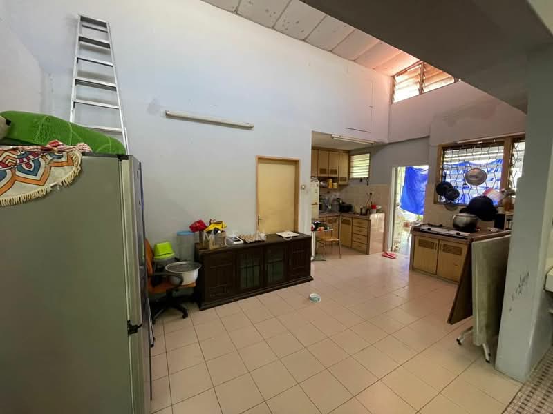 Rumah Berkembar untuk Dijual di Jelutong (Penang) - Meng . - Kitchen - PropertyGuru.com.my