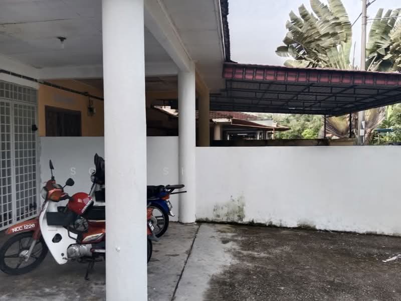 2-storey Terraced House for Sale in Bandar Tasik Kesuma (Beranang) - Soon Sheng Law - Exterior - PropertyGuru.com.my