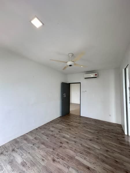 Kondominium untuk Disewa di Lakefront Residence - Chris Lee - Interior - PropertyGuru.com.my
