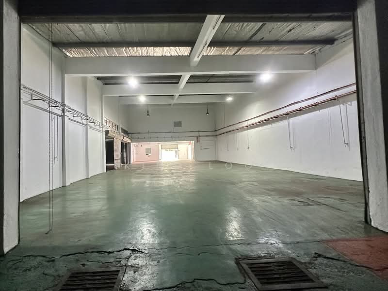 Factory for Rent in Kampung Bukit Kemuning (Shah Alam) - King Loo - Interior - PropertyGuru.com.my