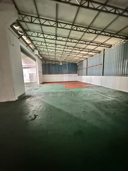 Factory for Rent in Kampung Bukit Kemuning (Shah Alam) - Ryan Lok - Interior - PropertyGuru.com.my