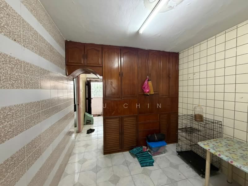 Flat for Sale at Flat Taman Ungku Tun Aminah - Kuu Chin - Interior - PropertyGuru.com.my