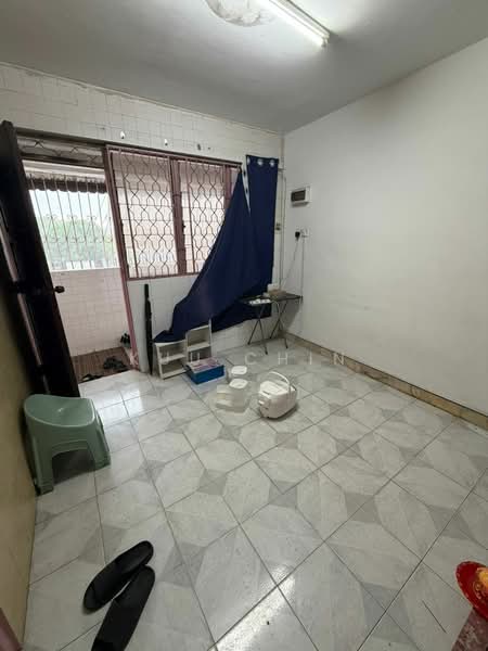 Flat for Sale at Flat Taman Ungku Tun Aminah - Kuu Chin - PropertyGuru.com.my