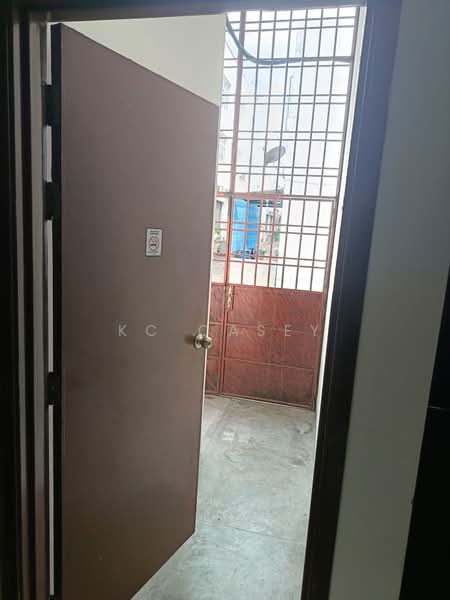 Kedai untuk Disewa di Johor Bahru (Johor) - KC Casey - Entrance - PropertyGuru.com.my