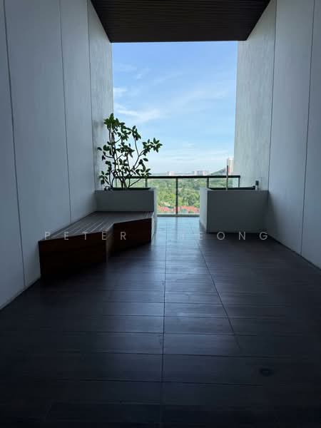Servis Apartment untuk Disewa di The Square @ One City - Peter Cheong - Balcony - PropertyGuru.com.my
